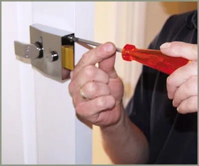 Locksmith Solution Services Los Angeles, CA 310-844-9297 Locksmith Solution Services Los Angeles, CA 310-844-9297 - 68-44-11