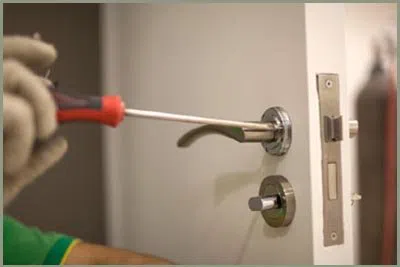 Locksmith Solution Services Los Angeles, CA 310-844-9297 - 68-44-8